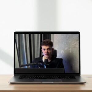 Karolis Piliponis – Creator World 4.0